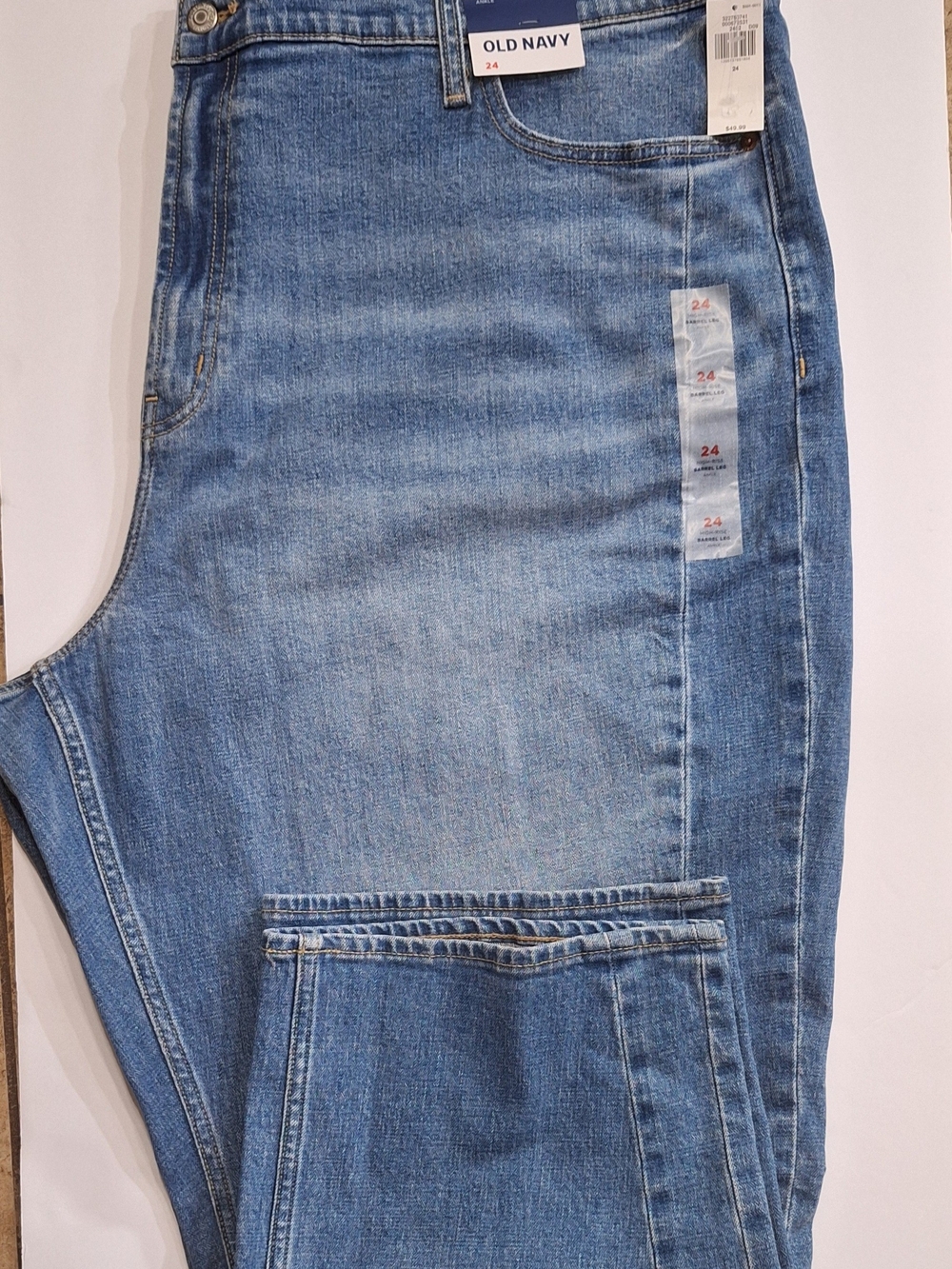 NWT Old Navy High-Rise Barrel Leg Ankle Plus Size Curve Jeans Light Wash Size 24
